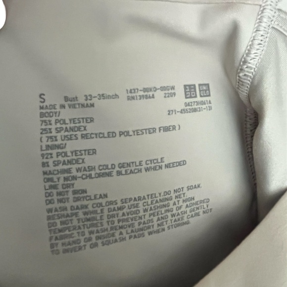 Uniqlo Wireless Bra (Active, Square Neck) in Natural - Size S - Picture 3 of 4